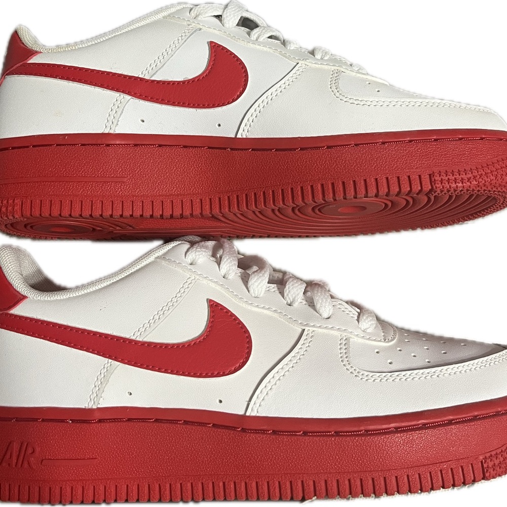 Nike Air Force 1 Low White Red Midsole